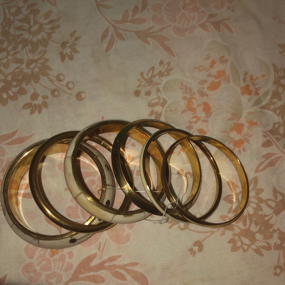 🎁🎁New gold ivory bangles🎁🎁